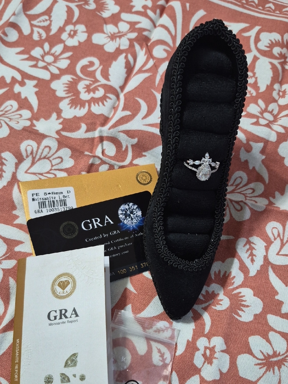 Silver Moissanite Tear Drop Crown Man Made Diamond  Ring 667-1